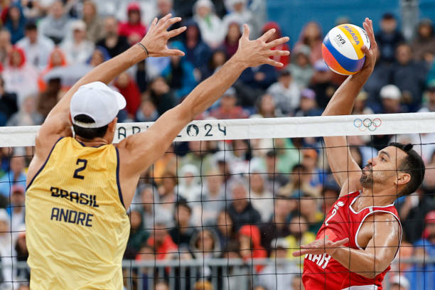 不只是用手：气排球垫球中的下肢发力与身体协调性训练