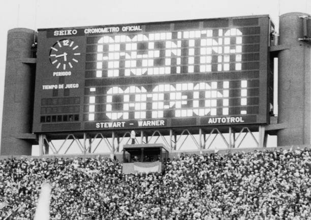 世界杯的首次亮相：1930年乌拉圭世界杯回顾