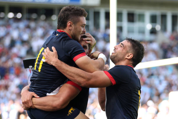 世界杯亚洲区18强赛积分榜：谁将晋级下一阶段？